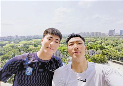 小区大婶